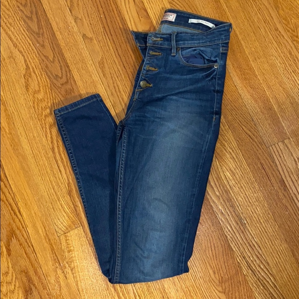 GUESS JEANS